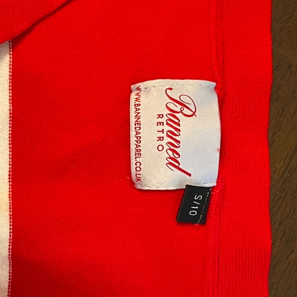 Red and White Striped Women's Top - Picture 7 of 7